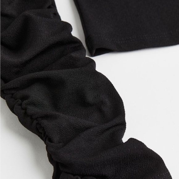 H&M blouse - Picture 2 of 4